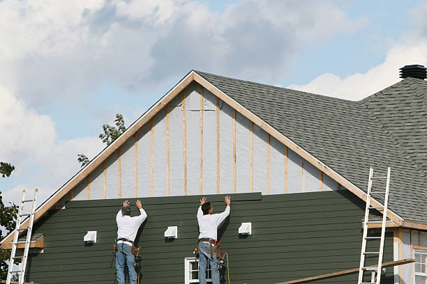 Professional Emergency Siding Repair technician working in East Waterford, PA